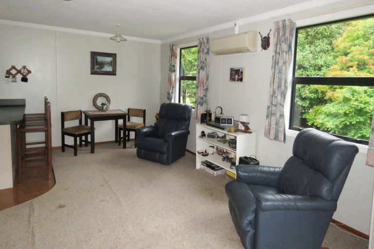 Photo of property in 7 Franklyn Street, Blacks Point, Reefton, 7830