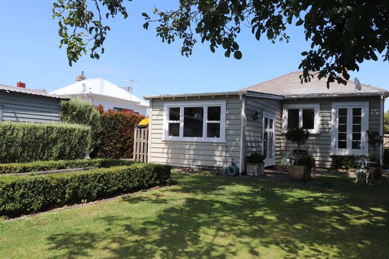 Photo of property in 58 Hakanoa Street, Huntly, 3700