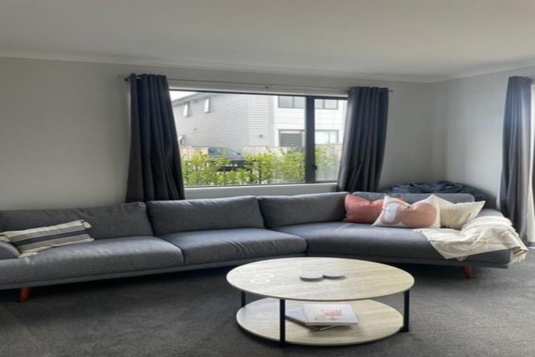 Photo of property in 23 Nellie Drive, Kumeu, 0810