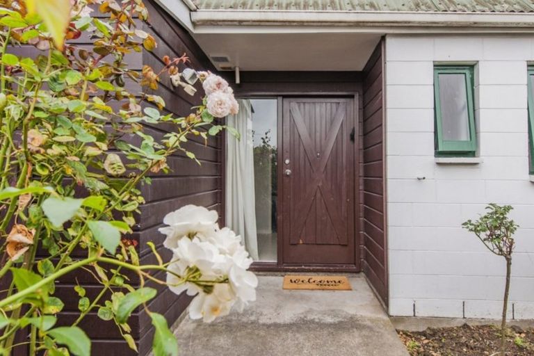 Photo of property in 2/337 Hendersons Road, Hoon Hay, Christchurch, 8025