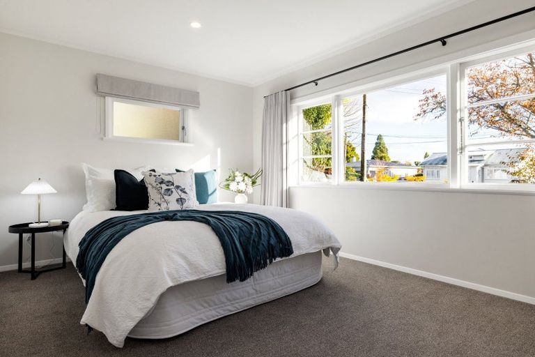 Photo of property in 8 Saint Winifreds Avenue, Hamilton East, Hamilton, 3216