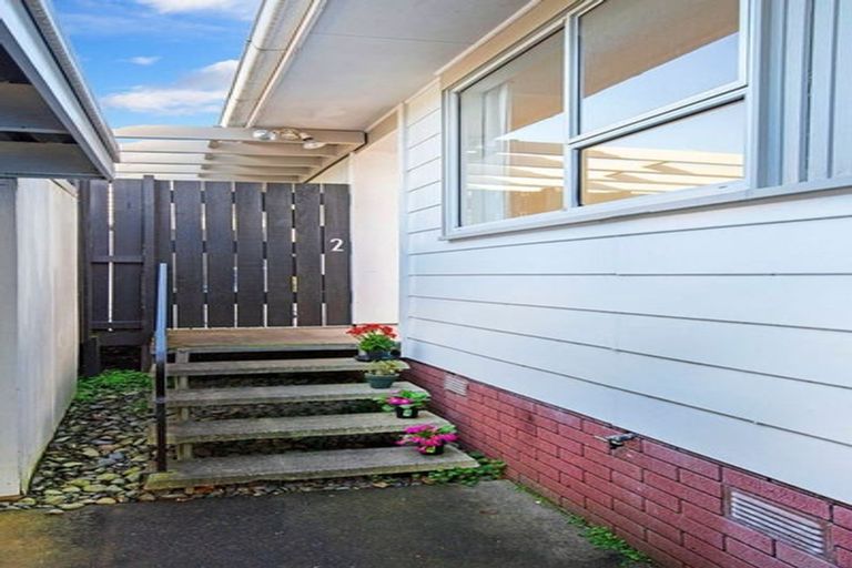Photo of property in 2/36 Archmillen Avenue, Pakuranga Heights, Auckland, 2010