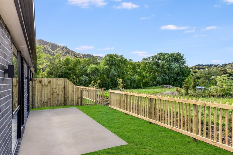 Photo of property in 10 Houpara Place, Papamoa, 3118