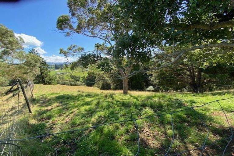 Photo of property in 1266 Te Pahu Road, Karamu, Hamilton, 3285