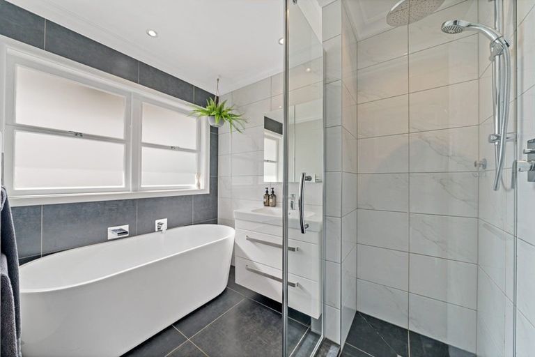 Photo of property in 29 Albert Street, Riverhead, 0820