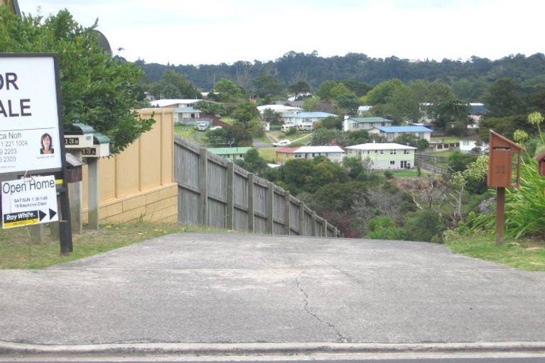 Photo of property in 1/13 Stephanie Close, Glenfield, Auckland, 0629