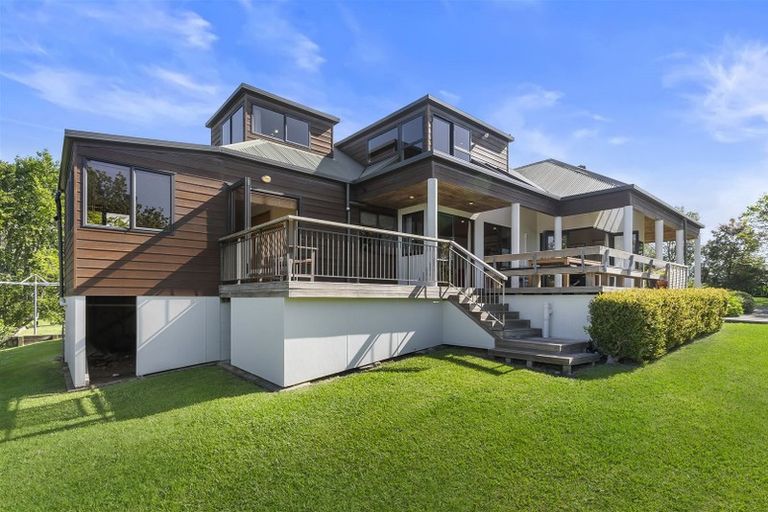 Photo of property in 257 Point View Drive, Dannemora, Auckland, 2016