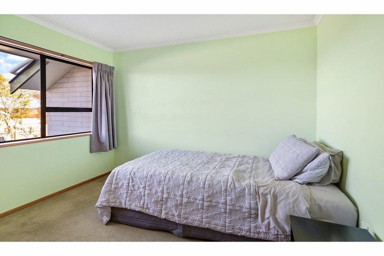 Photo of property in 2/200 Otipua Road, West End, Timaru, 7910