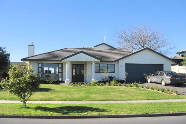 Photo of property in 20 Caversham Drive, Rototuna, Hamilton, 3210