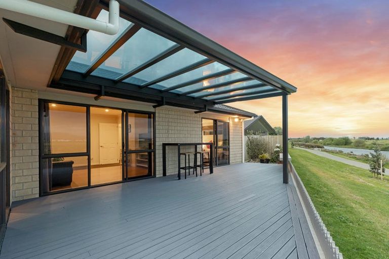 Photo of property in 34 Gibson Place, Papamoa Beach, Papamoa, 3118