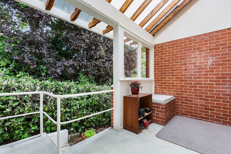 Photo of property in 27 Jeffery Street, Andersons Bay, Dunedin, 9013