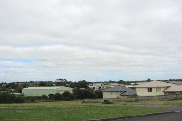 Photo of property in 27 Totara Avenue, Pukekohe, 2120
