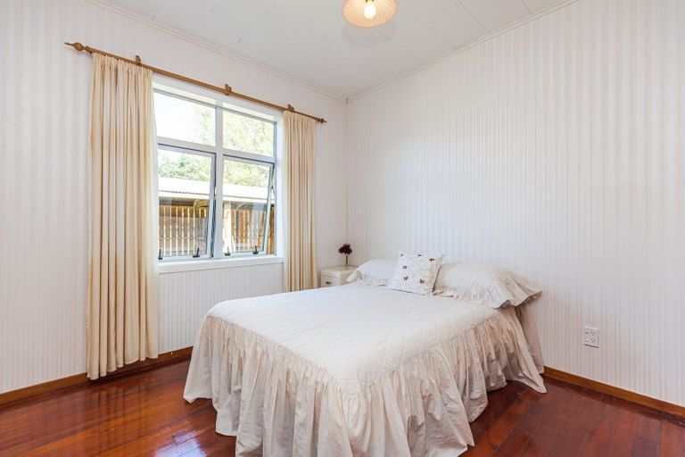 Photo of property in 65 Range Road, Woodville, 4997