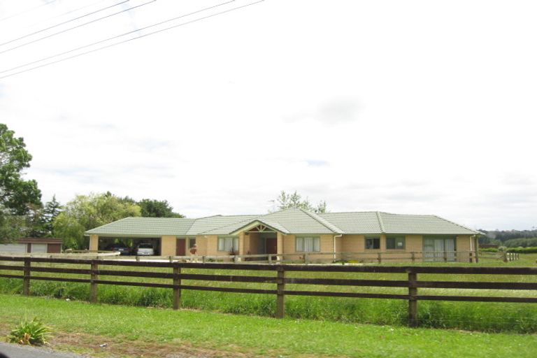 Photo of property in 106 Popes Road, Takanini, 2105