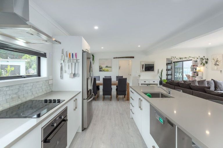 Photo of property in 14 Ataahua Place, Featherston, 5710