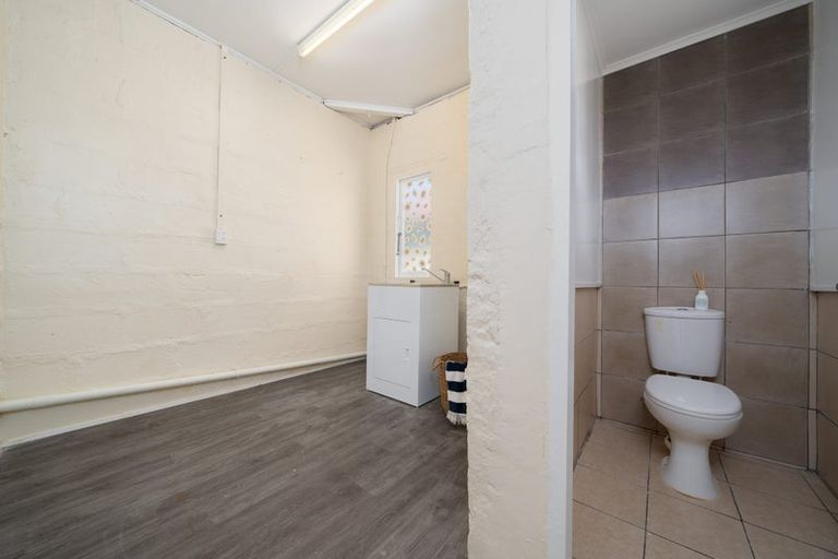 Photo of property in 452 Broadway, Miramar, Wellington, 6022