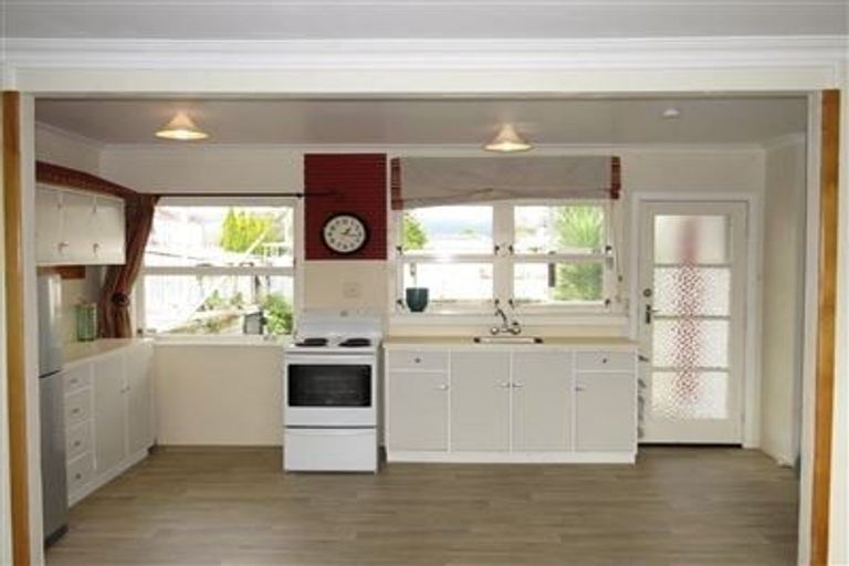 Photo of property in 44 Rugby Street, Levin, 5510