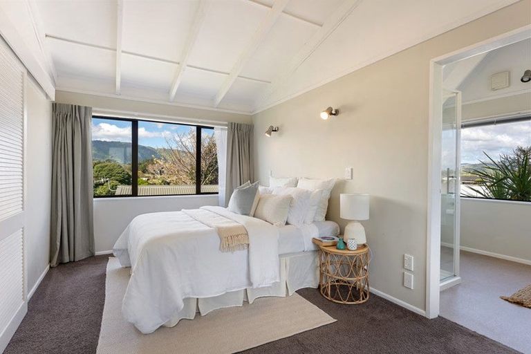Photo of property in 25 Tobys Way, Waikanae Beach, Waikanae, 5036