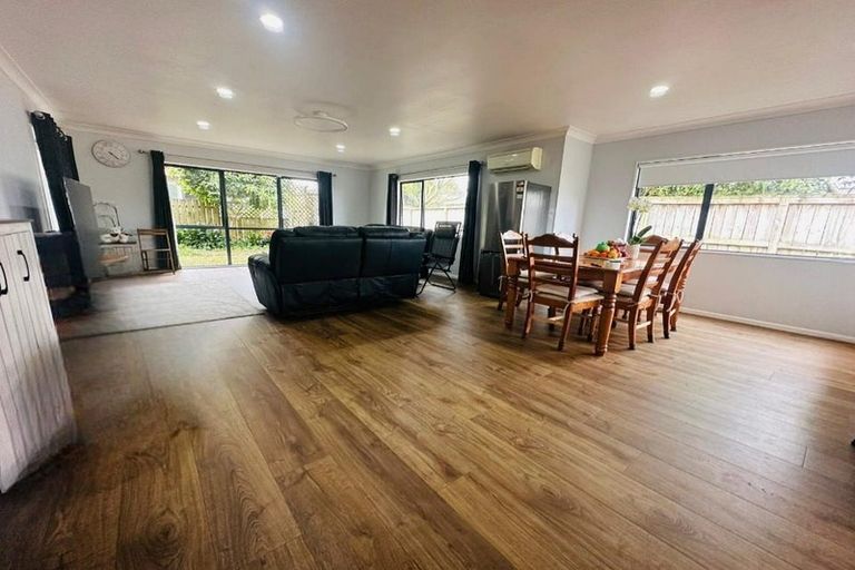 Photo of property in 14a Campbell Place, Papakura, 2110