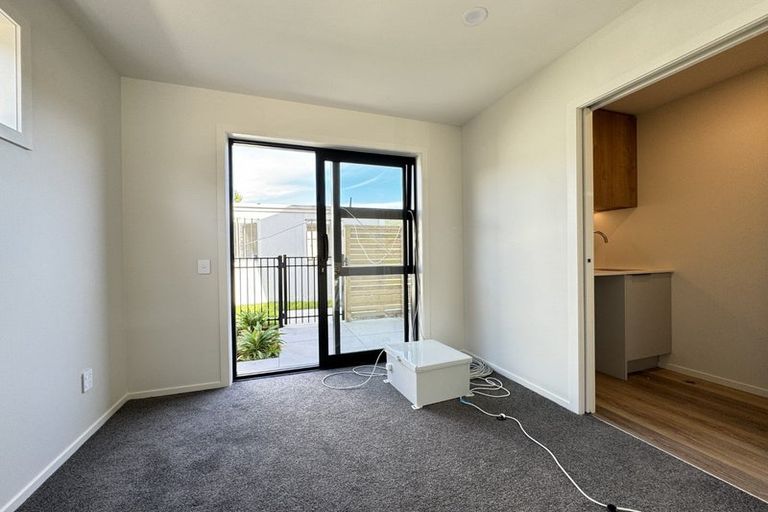 Photo of property in 1 Te Ara O Papatahi, Wainuiomata, Lower Hutt, 5014