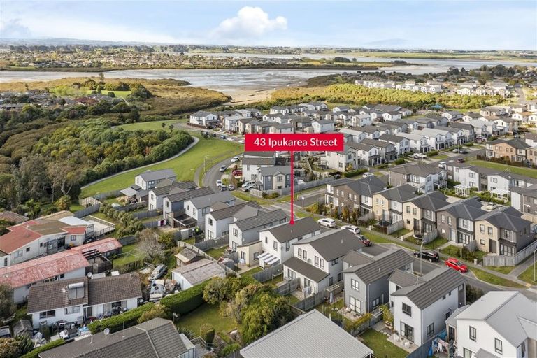 Photo of property in 43 Ipukarea Street, Weymouth, Auckland, 2103