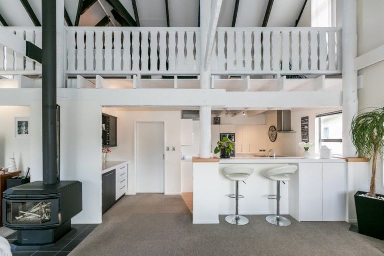 Photo of property in 30 Von Dadelszen Place, Havelock North, 4130