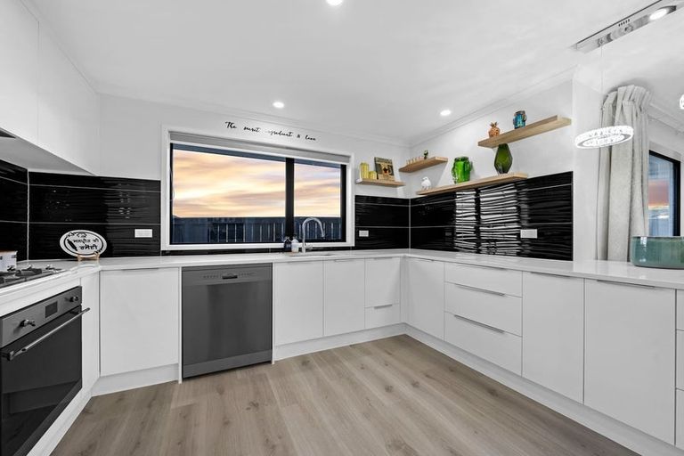 Photo of property in 29 Calder Crescent, Pokeno, 2402