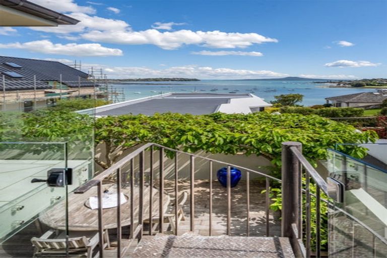 Photo of property in 1/13 Takutai Avenue, Bucklands Beach, Auckland, 2012