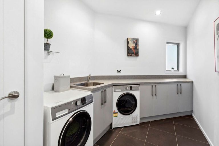 Photo of property in 9 Quartz Lane, Mount Pisa, Cromwell, 9383