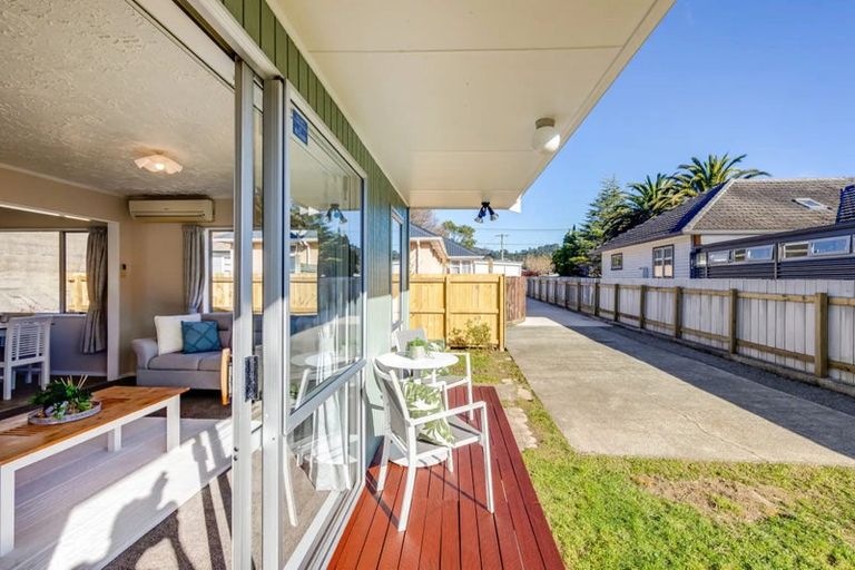 Photo of property in 8a Rawhiti Street, Stokes Valley, Lower Hutt, 5019