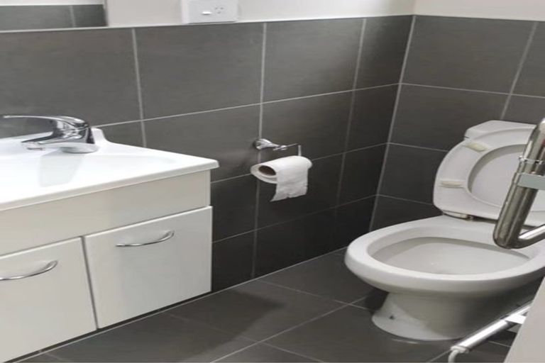 Photo of property in 19 Paeroa Street, Riccarton, Christchurch, 8041