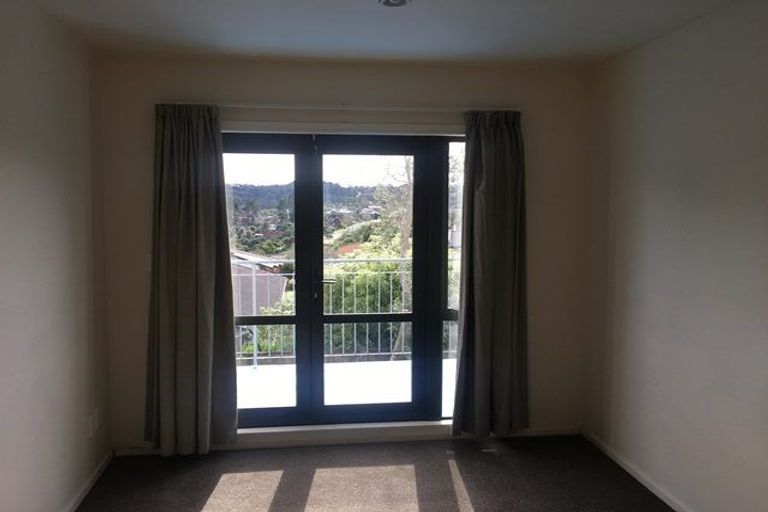 Photo of property in 3/3 Orwell Road, Greenhithe, Auckland, 0632