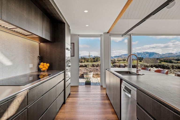 Photo of property in 97 Cotter Avenue, Arrowtown, 9302