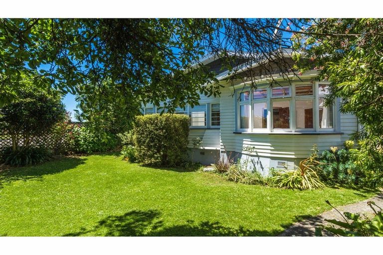 Photo of property in 1 Tasman Street, The Wood, Nelson, 7010