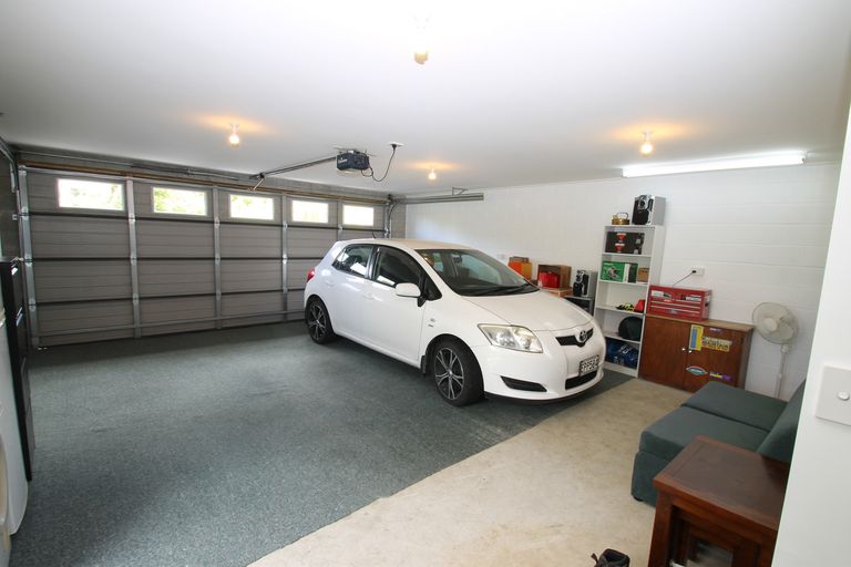 Photo of property in 9 Thomson Street, Green Island, Dunedin, 9018