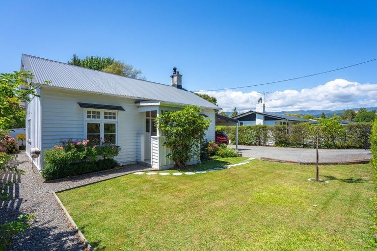Photo of property in 56b Rahui Road, Otaki, 5512