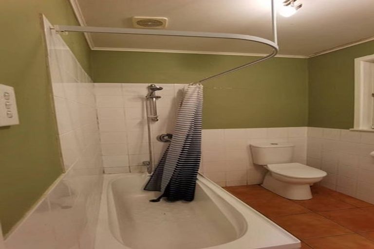 Photo of property in 71 Masters Avenue, Hillcrest, Hamilton, 3216