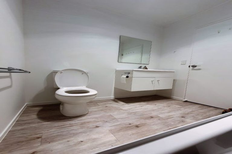 Photo of property in 12a June Place, Torbay, Auckland, 0630