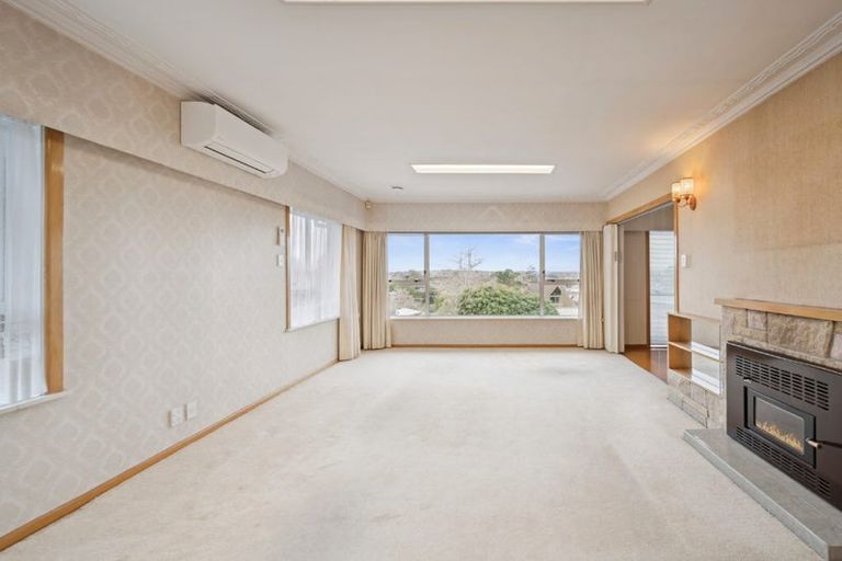 Photo of property in 10 Greenhill Crescent, Pakuranga, Auckland, 2010