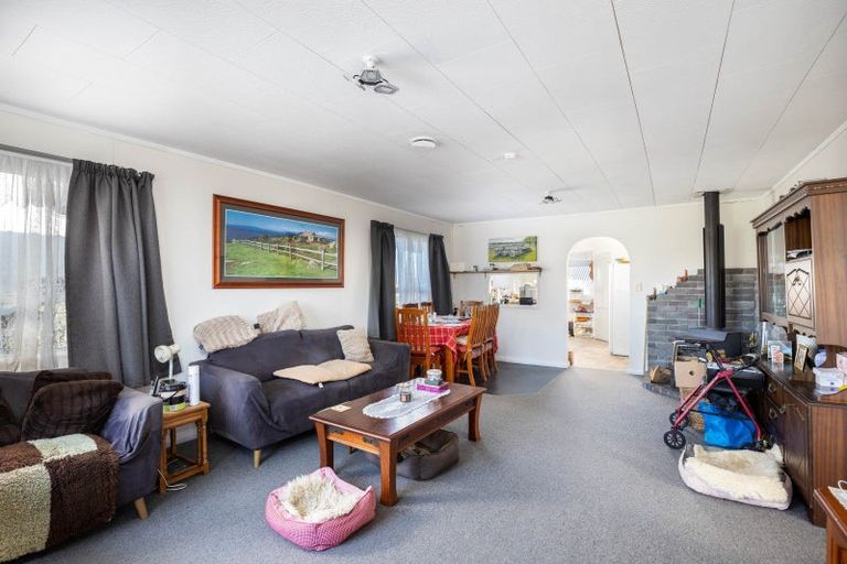 Photo of property in 42 Seymour Street, Waitara, 4320