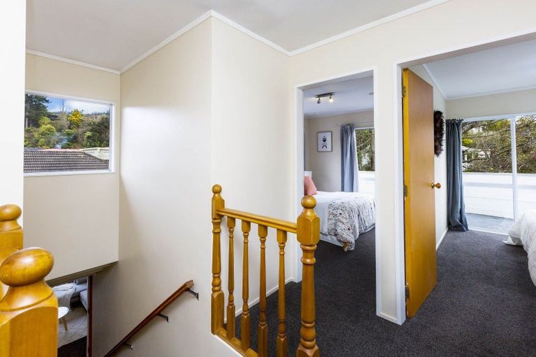 Photo of property in 1 Deller Grove, Silverstream, Upper Hutt, 5019