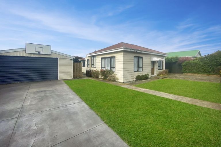 Photo of property in 1/39 Richill Street, Belfast, Christchurch, 8051