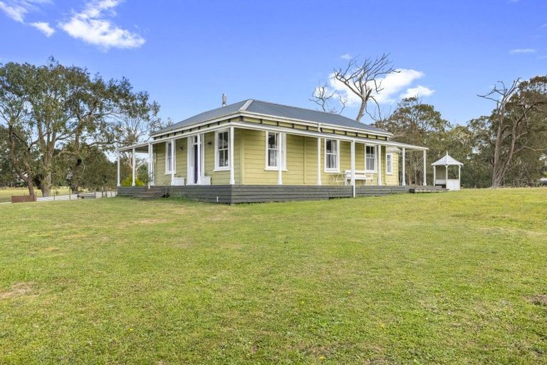 Photo of property in 53 Ladys Mile, Eltham, 4322