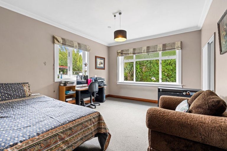 Photo of property in 6 Cambridge Street, Levin, 5510