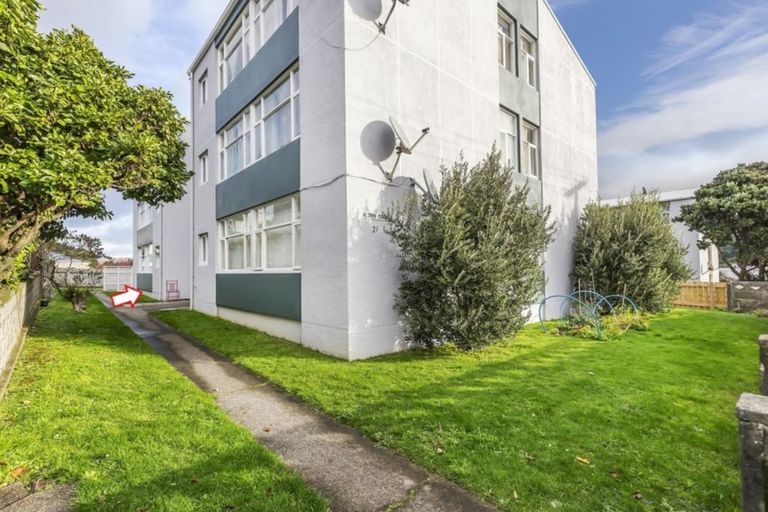 Photo of property in Aldrin Court, 3/21 Te Wharepouri Street, Berhampore, Wellington, 6023