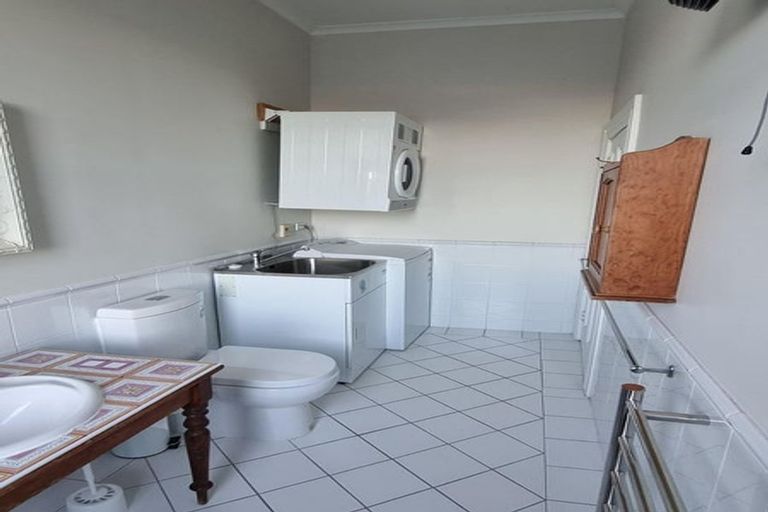 Photo of property in 35a Grant Road, Thorndon, Wellington, 6011