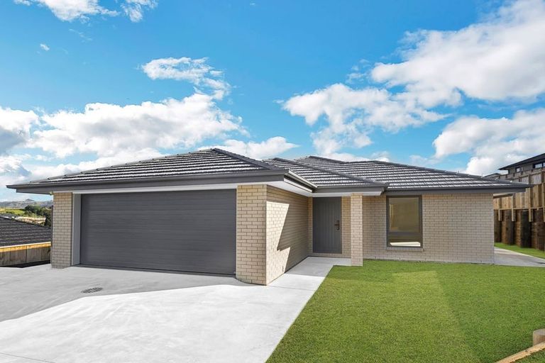Photo of property in 47 Coptic Terrace, Pokeno, 2402