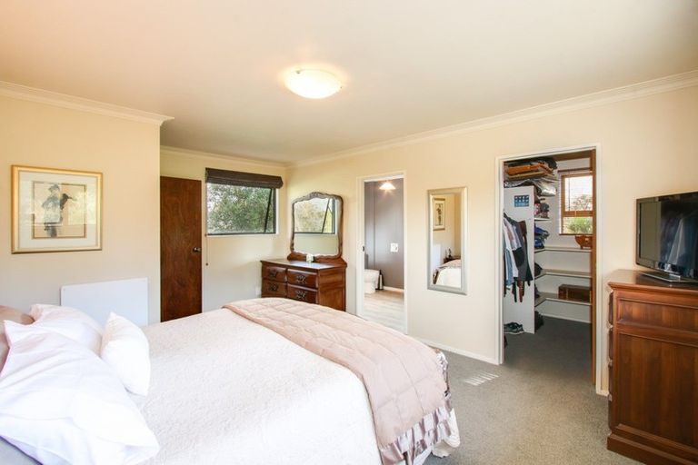 Photo of property in 4 Kopanga Road, Havelock North, 4130