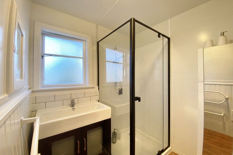 Photo of property in 162 Halswell Road, Hillmorton, Christchurch, 8025