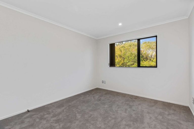 Photo of property in 79a Russell Road, Manurewa, Auckland, 2102